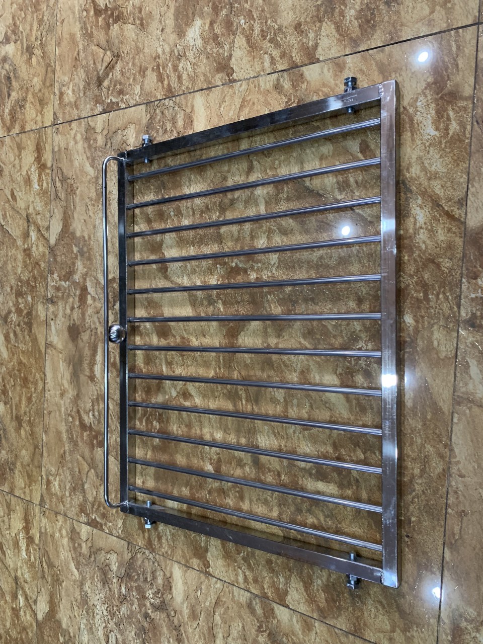 GIÁ GẦM BẾP , KỆ ĐỂ ĐỒ NHÀ BẾP INOX 304 . KT 60X50