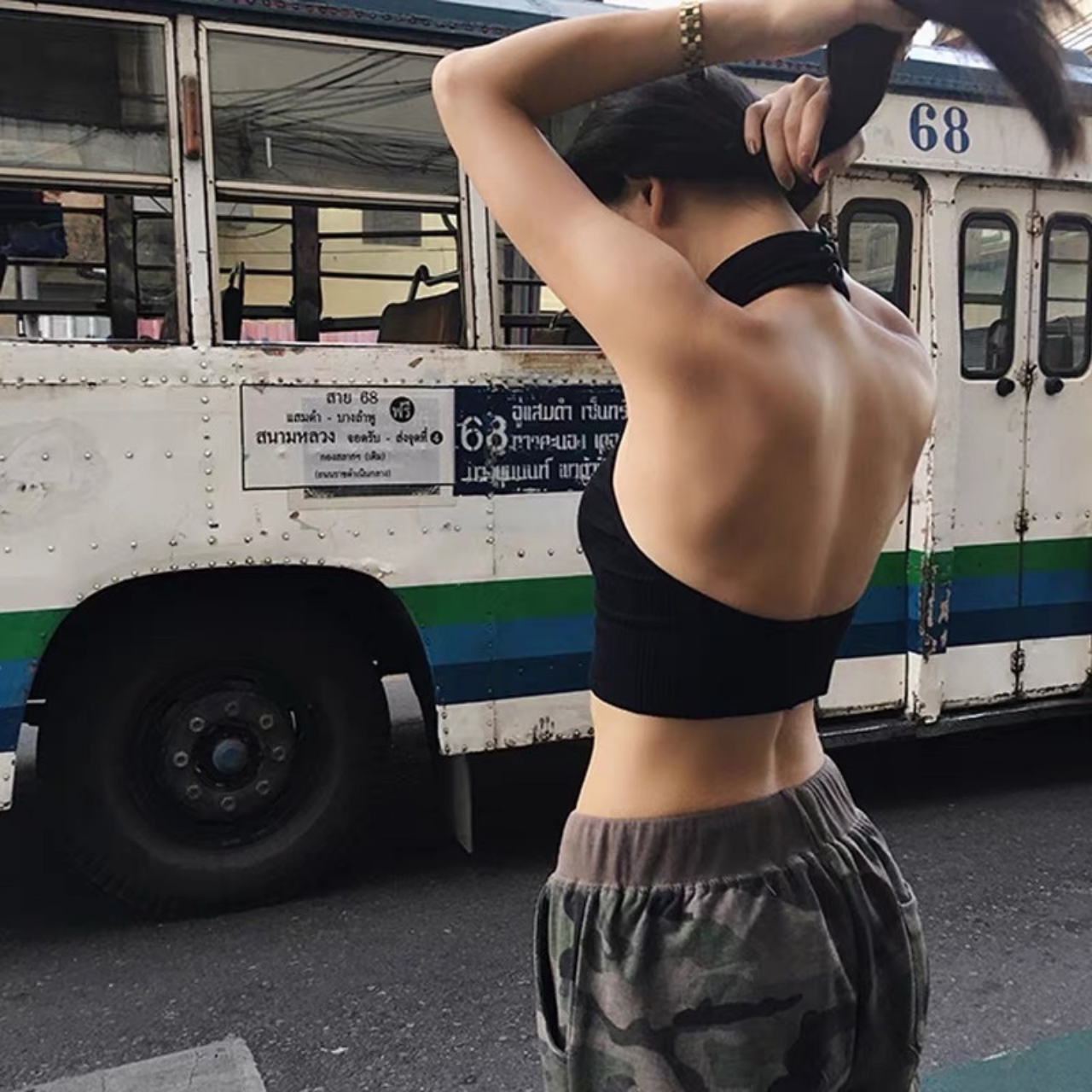 Áo croptop kiểu yếm ôm cổ lọ hở lưng khoe eo cài nút thời trang ngọc phong cách hàn quốc đẹp sexy sang chảnh 2022