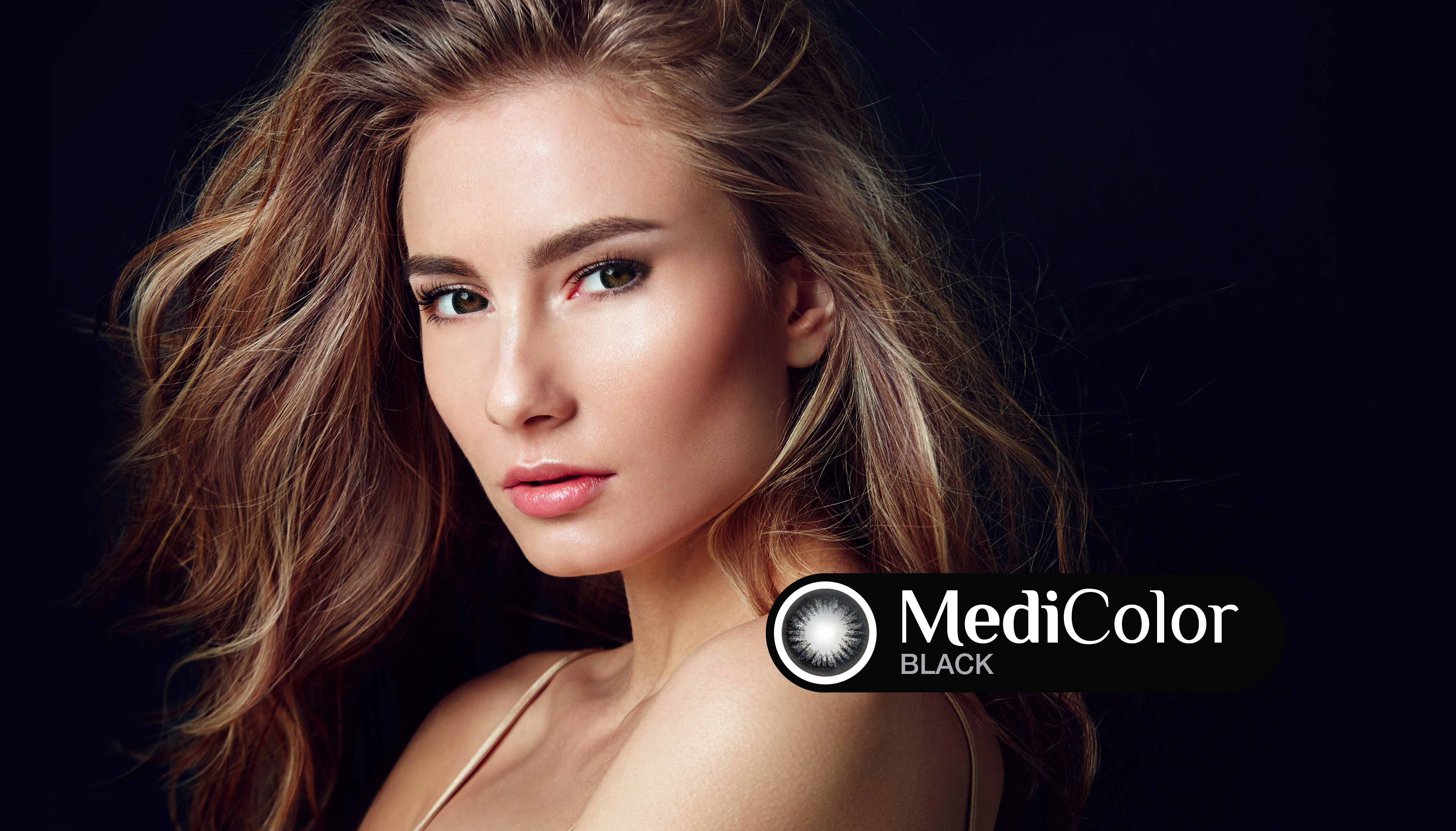 Kính Áp Tròng Australia Màu Đen Medicolor 3 Tháng – Lens Màu Đen