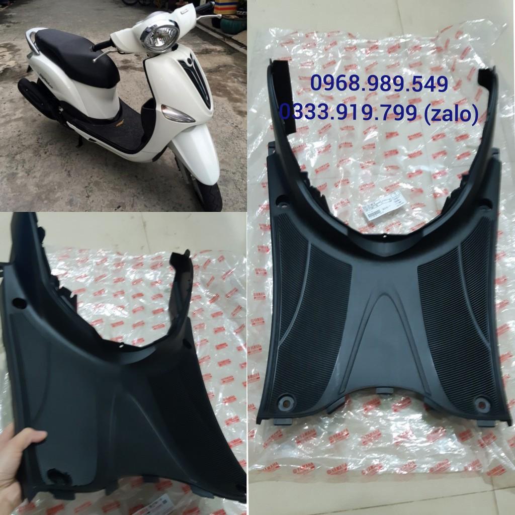 Sàn để chân Nozza Yamaha - Đen