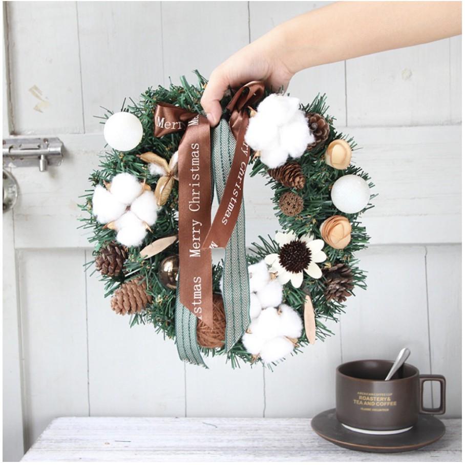 Hoa Trang Trí Noel đẹp mắt CHRISTMAS COTTON WREATH DOOR - AsiaMart