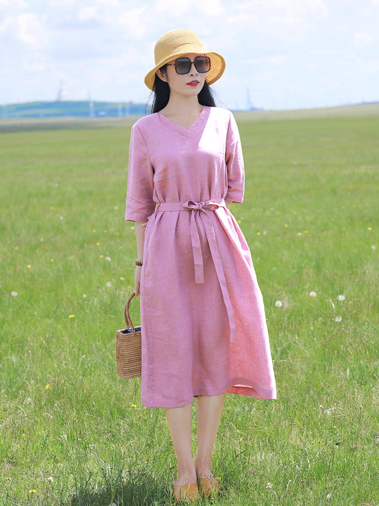 Đầm linen nữ dáng suông thắt eo cổ tim, tay lỡ, chất linen mềm màu hồng nữ tính mẫu hè mới Haint Boutique