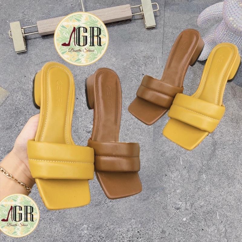 Guốc bản phồng viền giữa gót vuông xéo 3 cm