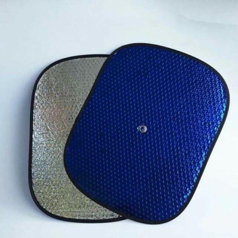 Tấm chắn nắng xốp ô tô