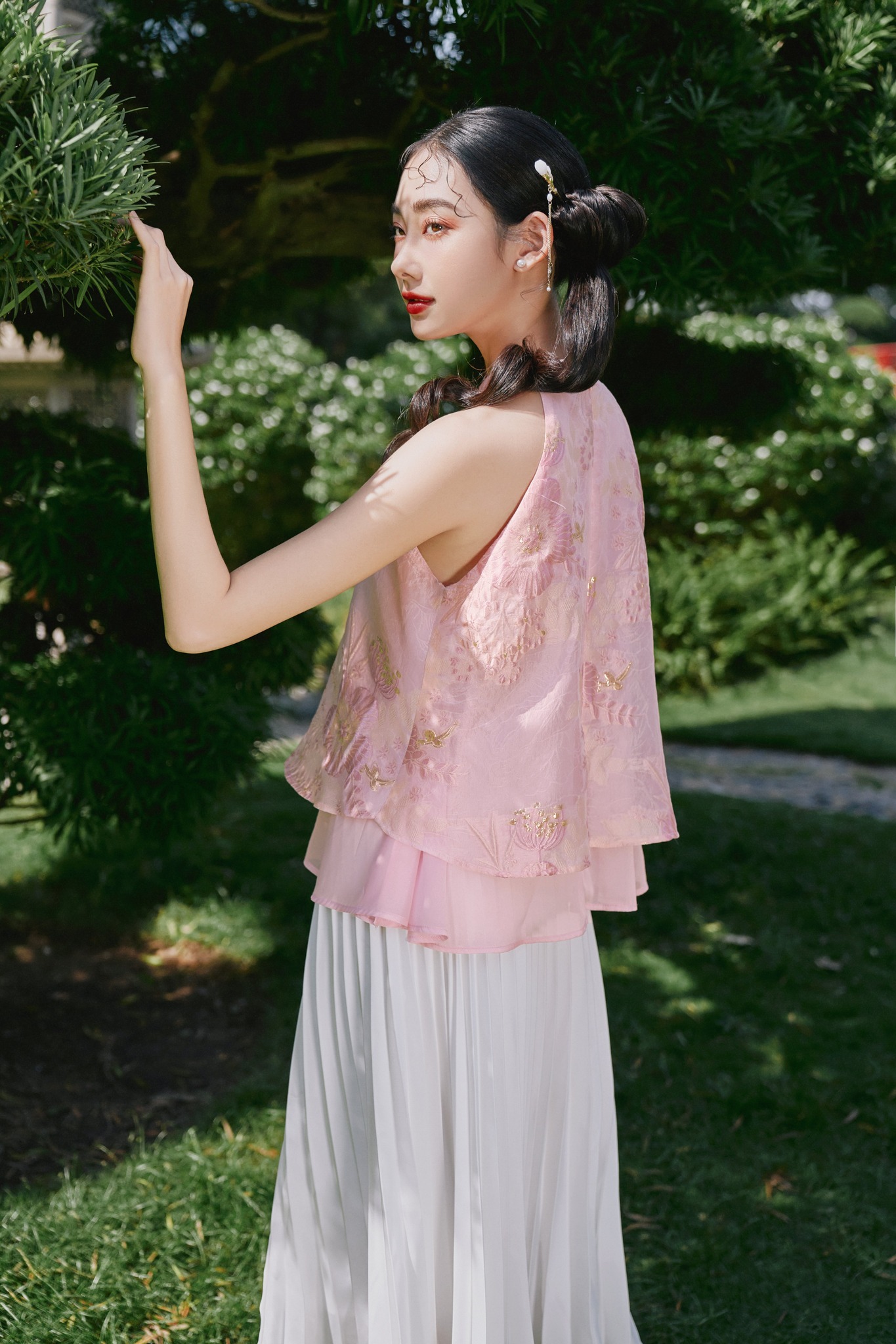 OLV - Áo kiểu yếm Yên Chi
