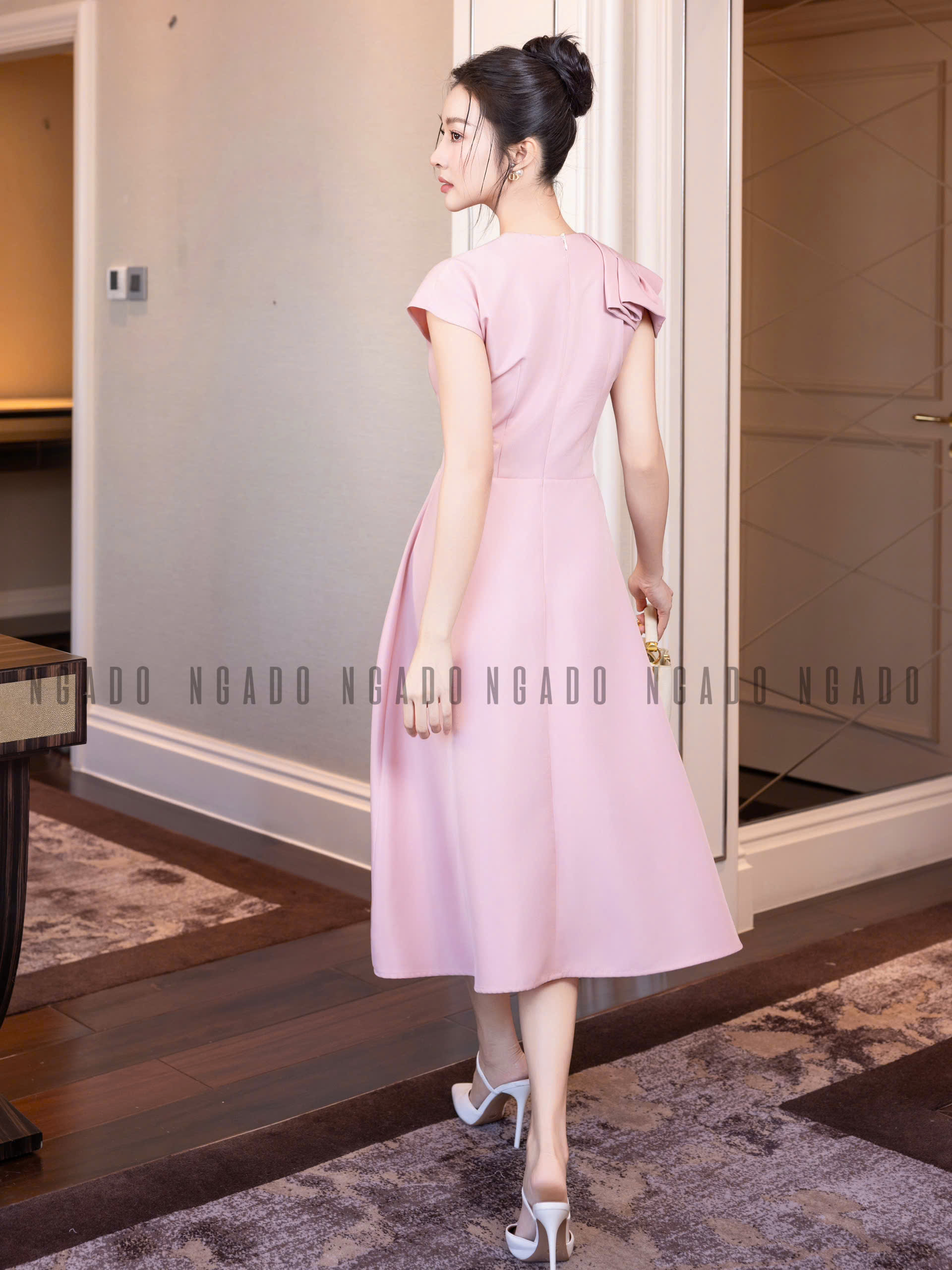 Đầm hồng xếp ly vai NGADO , đầm kiểu Nữ , đầm dự tiệc , công sở
