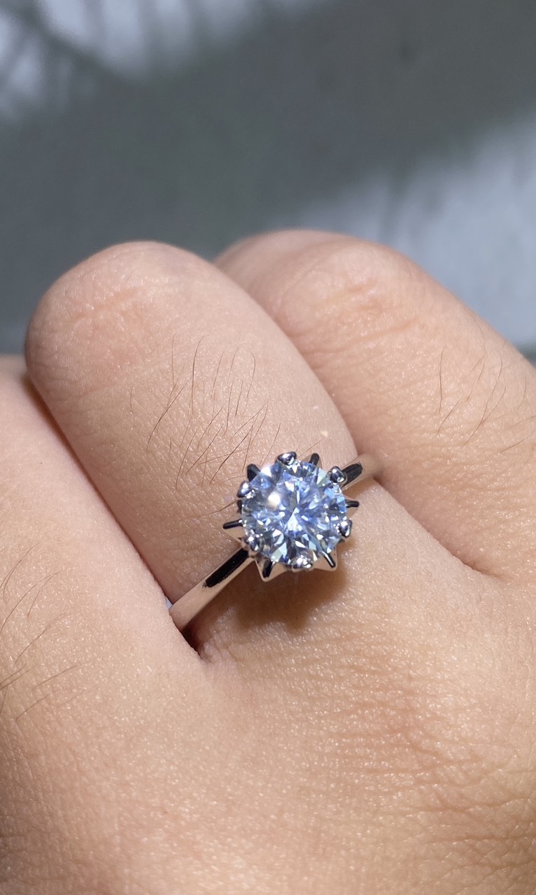 Phụ kiện đeo ngón tay Bạc 925 Kim cương nhân tao Moissanite 2.0carat 8.0mm