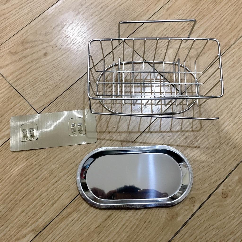 Kệ Inox Để Đồ Rửa Bát Dán Tường Kèm Khay Hứng Nước, Móc Treo Khăn Đa Năng - Giá Để Đồ Rửa Bát