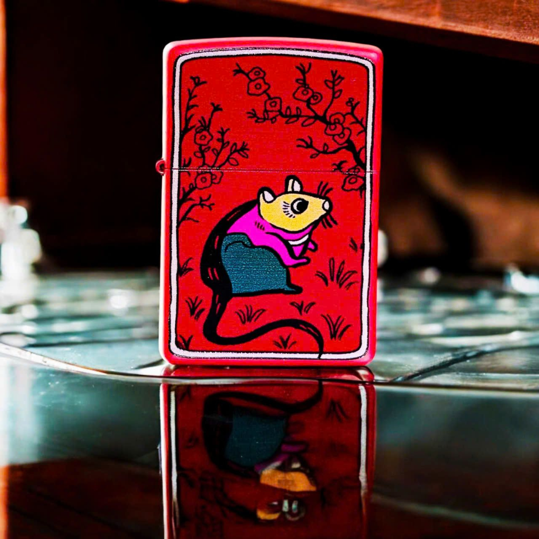Bật lửa Zippo Year of the Rat - Phiên Bản 12 Con Giáp (Tuổi Tý) Thiết Kế Việt Nam, Sơn Tĩnh Điện Đỏ May Mắn Chính Hãng