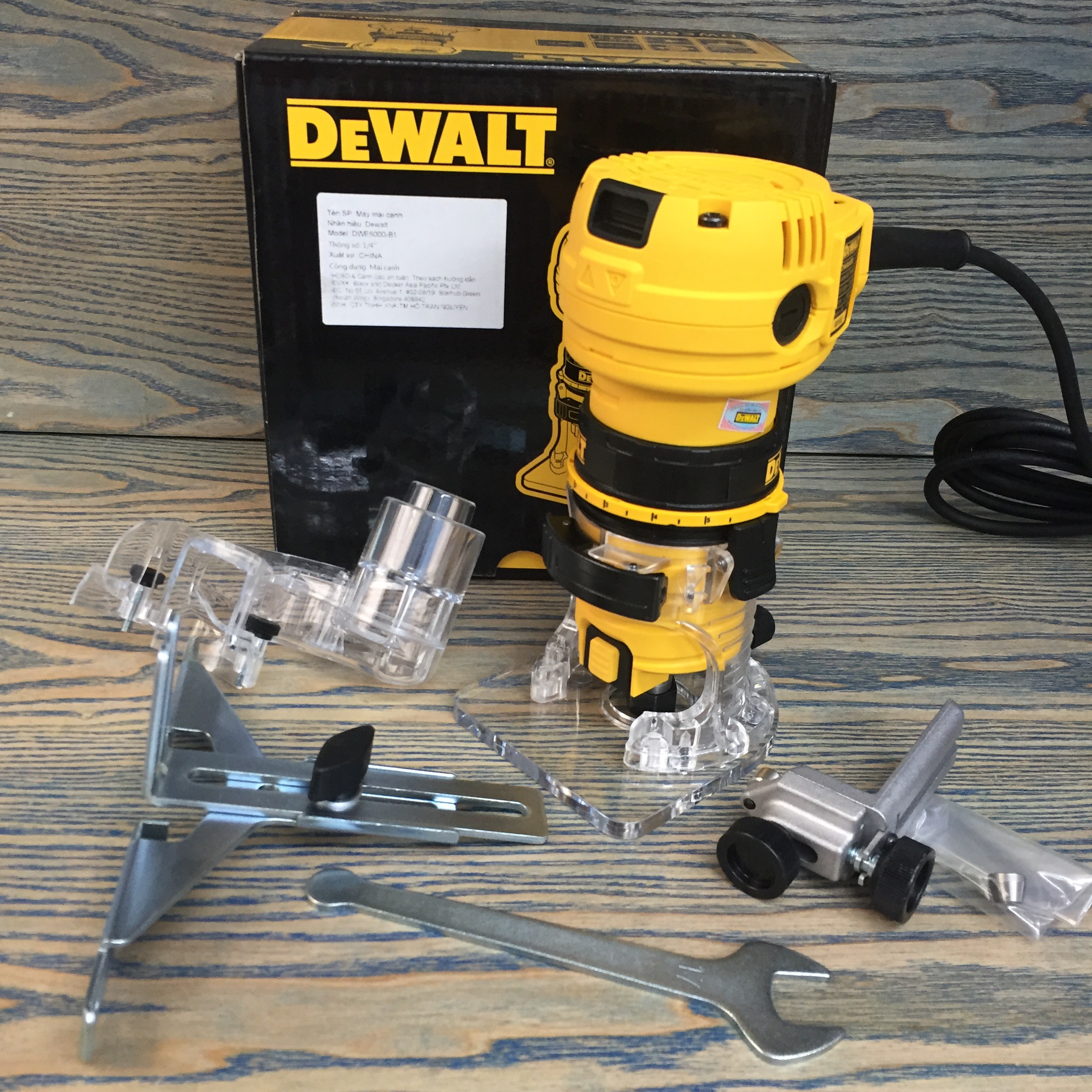 Máy Phay gỗ 390W DeWalt