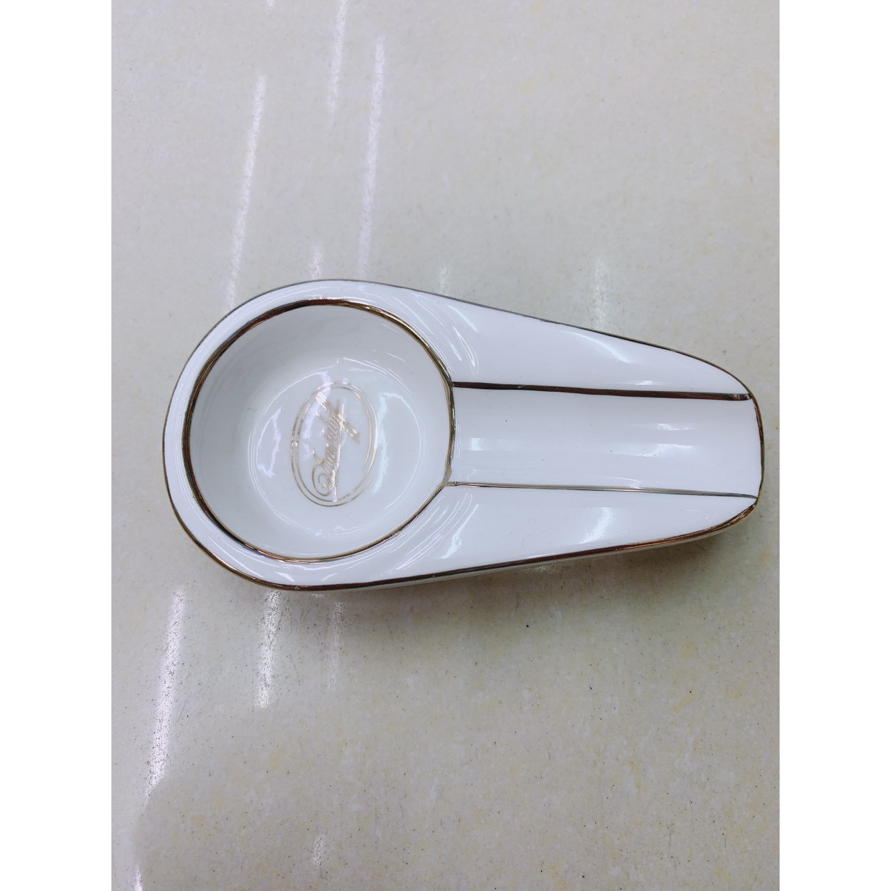 Gạt tàn xì gà 1 điếu bằng sứ cao cấp - ANTH308