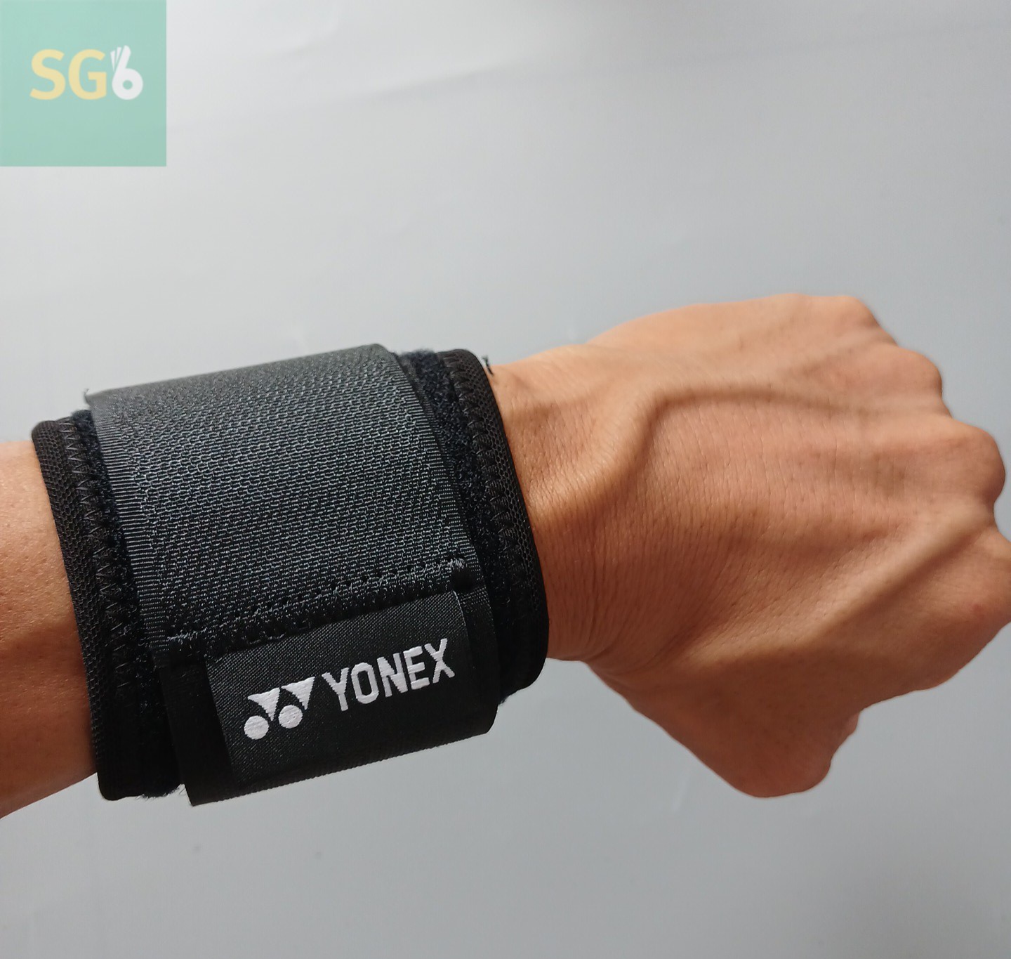 Băng bảo vệ cổ tay Yonex 321 chính hãng