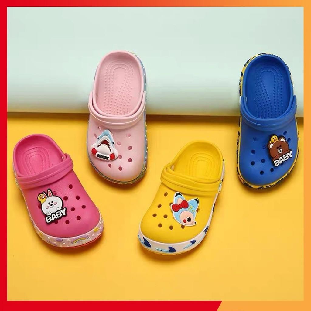 Dép sục cho bé tặng kèm 2 stickers