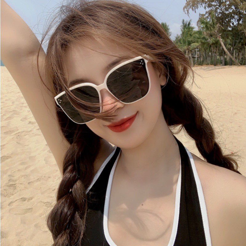 Kính râm Nam nữ Dáng Vuông Gọng Nhựa Chống nắng + Tặng phụ kiện thời trang
