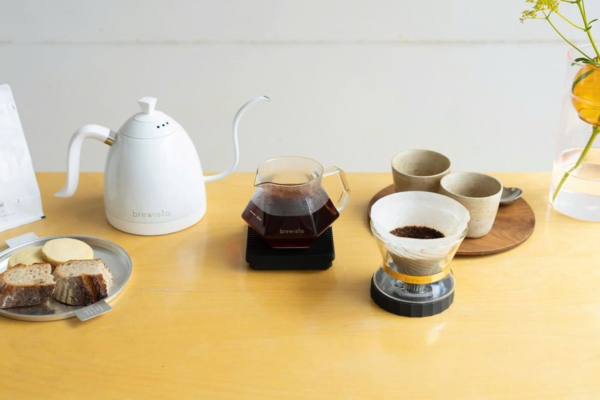 Hàng chính hãng ấm đun rót cà phê Brewista Artisan 600ml Gen 3 Pro 1500w Pure