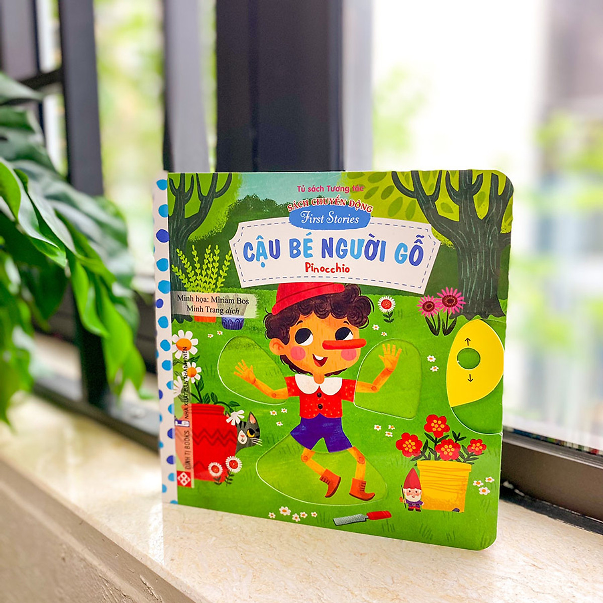 Sách chuyển động - First stories - Cậu bé người gỗ - Pinocchio