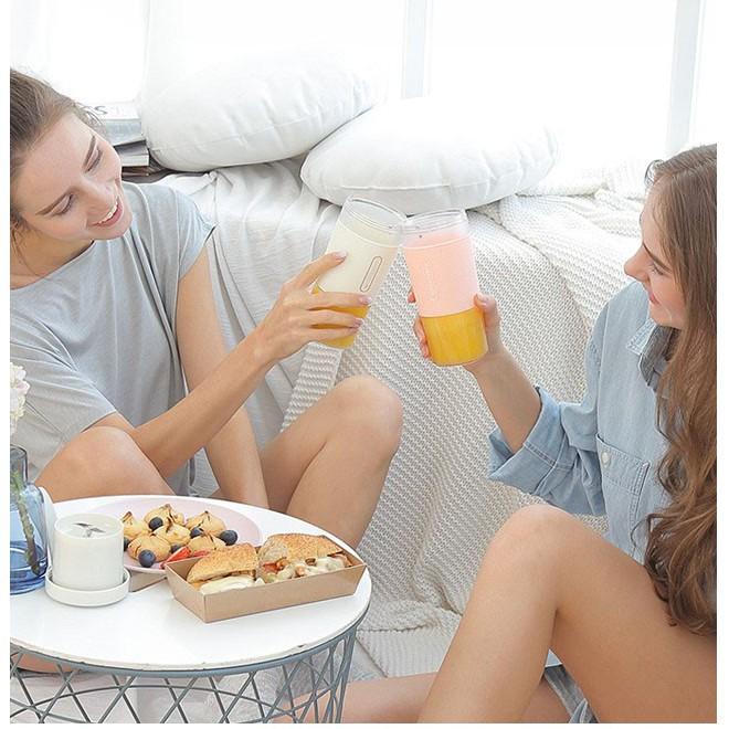 Khuyến mãi - Ly nước ép trái cây nạp sạc