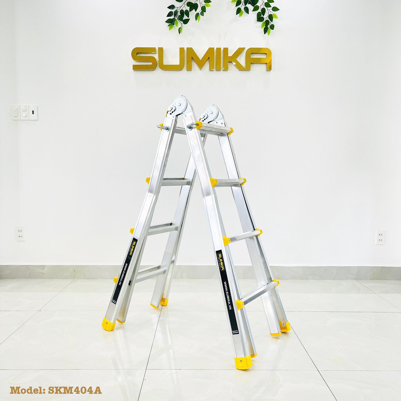 Thang nhôm chữ A rút lồng SUMIKA SKM404A - Chữ A cao nhất 2.2m, chữ I cao nhất 4.6m, tải trọng 300kg
