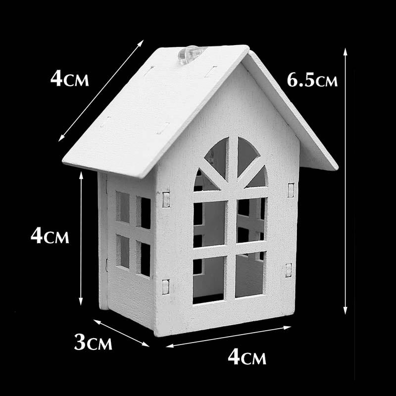 Dây đèn LED có mặt dây hình ngôi nhà gỗ dùng trang trí