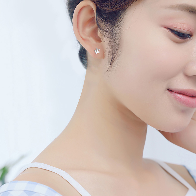 Set 5 đôi bông tai titan cực đẹp cho bạn gái- Phong cách thời trang Hàn Quốc