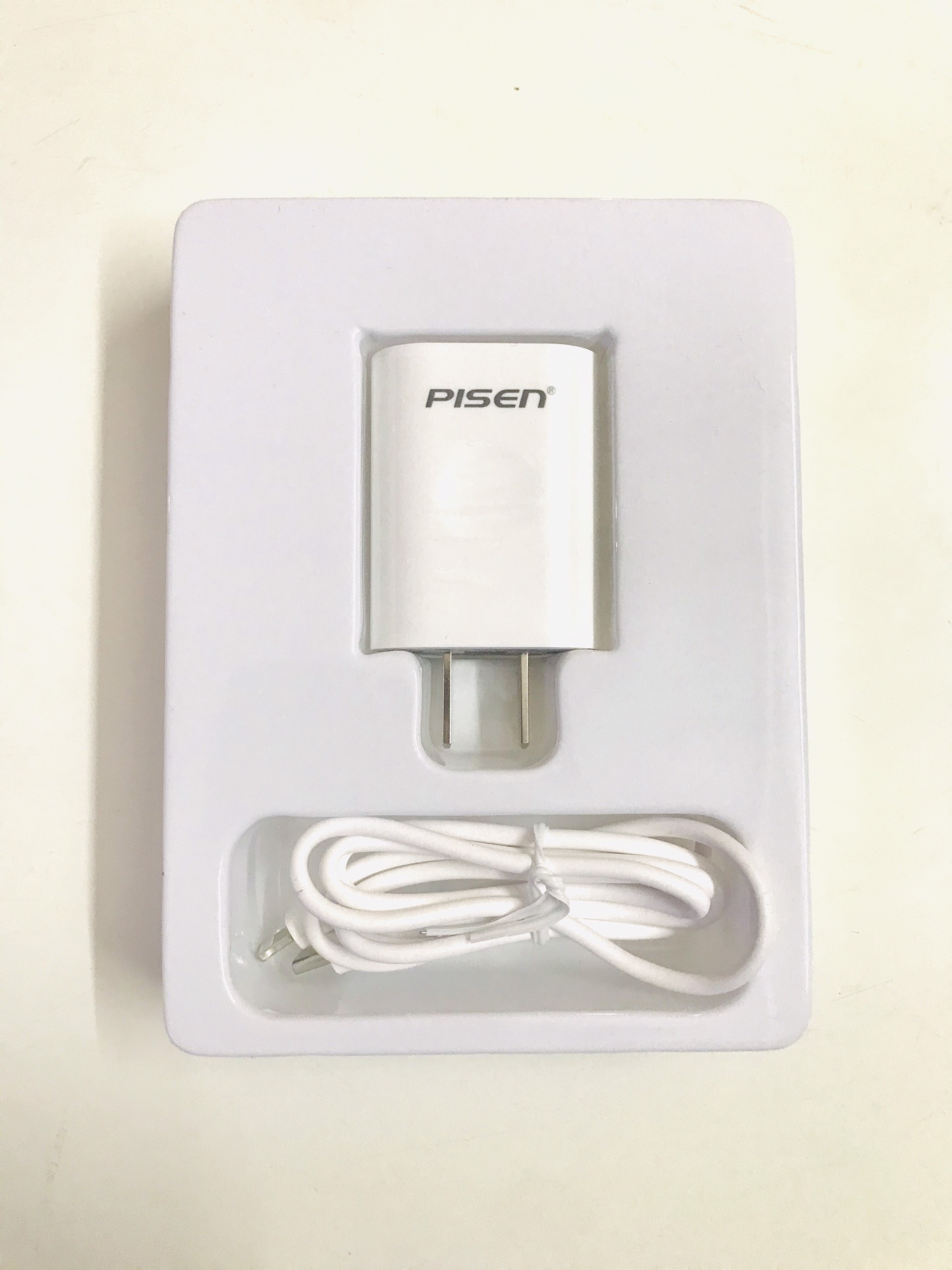 Sạc PISEN Quick Type-C Wall Charger PD 18W (Lightning) , Hàng chính hãng