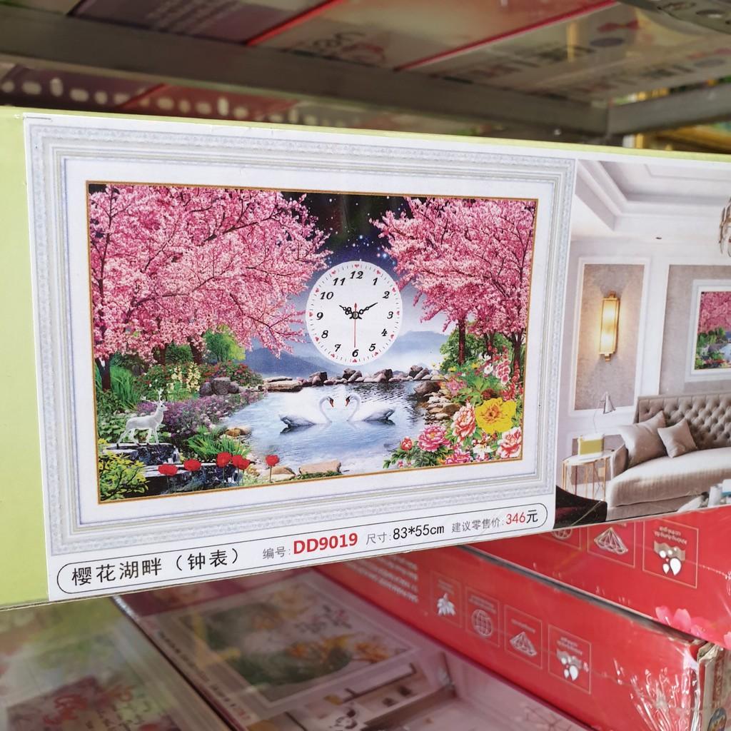 Tranh Đính Đá VỢ CHỒNG THIÊN NGA . Kích Thước: 83cm x 55cm