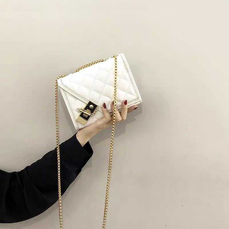Túi xách đeo chéo nữ đẹp đi chơi phong cách thời trang hàn quốc giá rẻ dễ thương HQ411