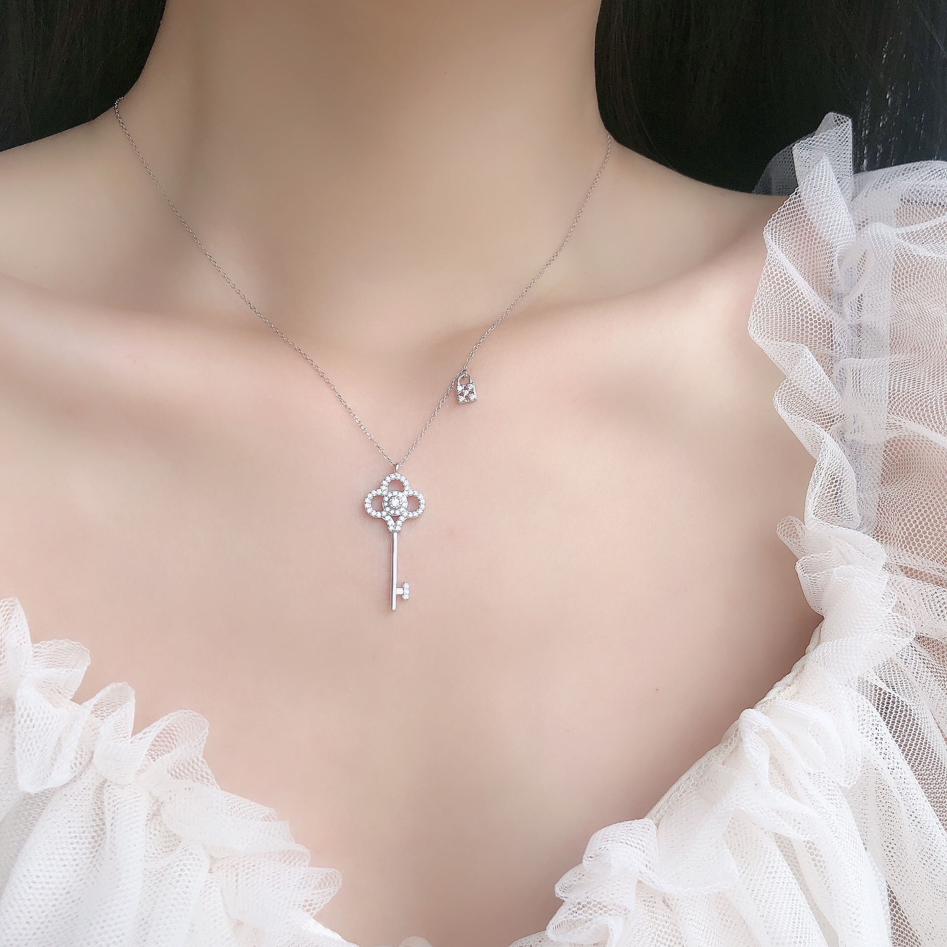 Dây chuyền nữ ổ khóa chìa khóa phụ kiện nữ trẻ trung