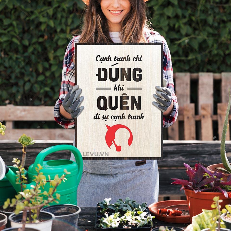 Tranh Slogan hay về kinh doanh LEVU LV092 "Cạnh tranh chỉ đúng khi quên đi sự cạnh tranh"