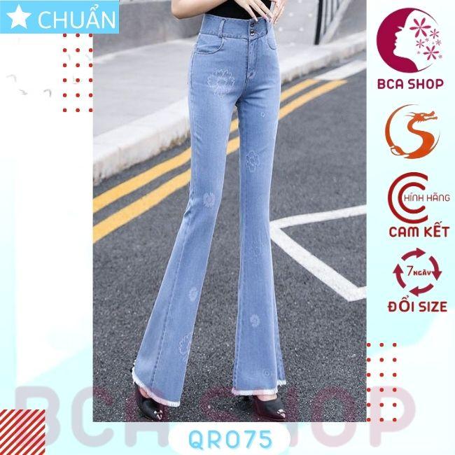 Quần jean nữ ống loe QRO75 ROSATA tại BCASHOP dáng dài thêu hoa, lưng cao 2 nút, phom chuẩn, chất liệu jean cao cấp