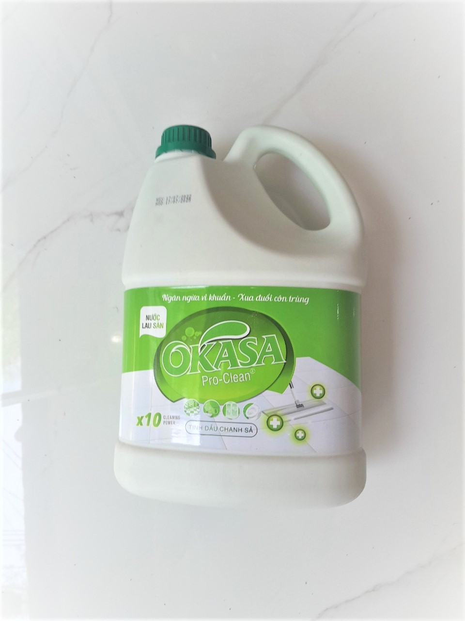 Nước lau sàn Okasa can 3,6Lít hương chanh sả lyly