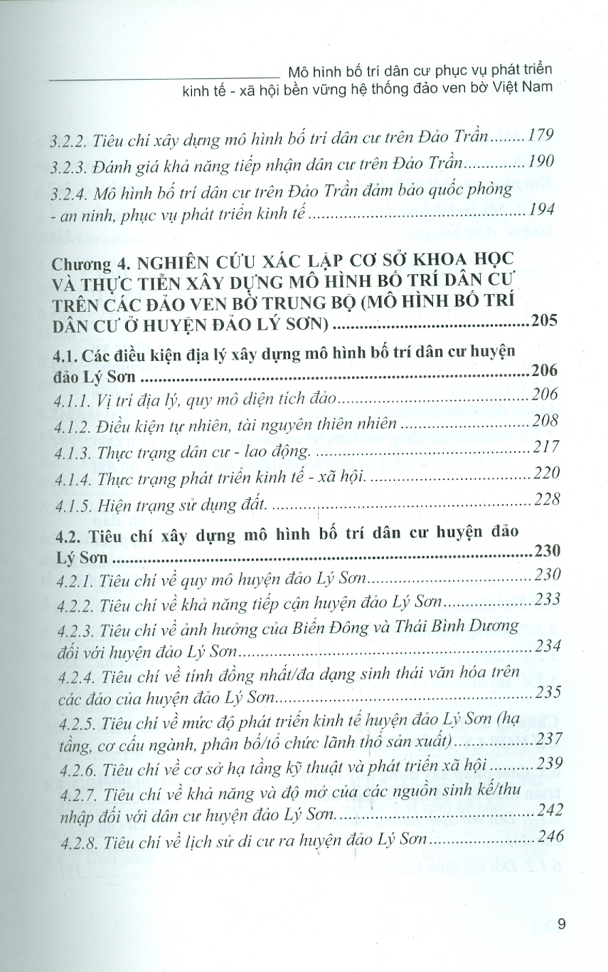 Mô Hình Bố Trí Dân Cư Phục Vụ Phát Triển Kinh Tế - Xã Hội Bền Vững Hệ Thống Đảo Ven Bờ Việt Nam (Bộ Sách Chuyên Khảo Biển Và Công Nghệ Biển) (Bìa Cứng)