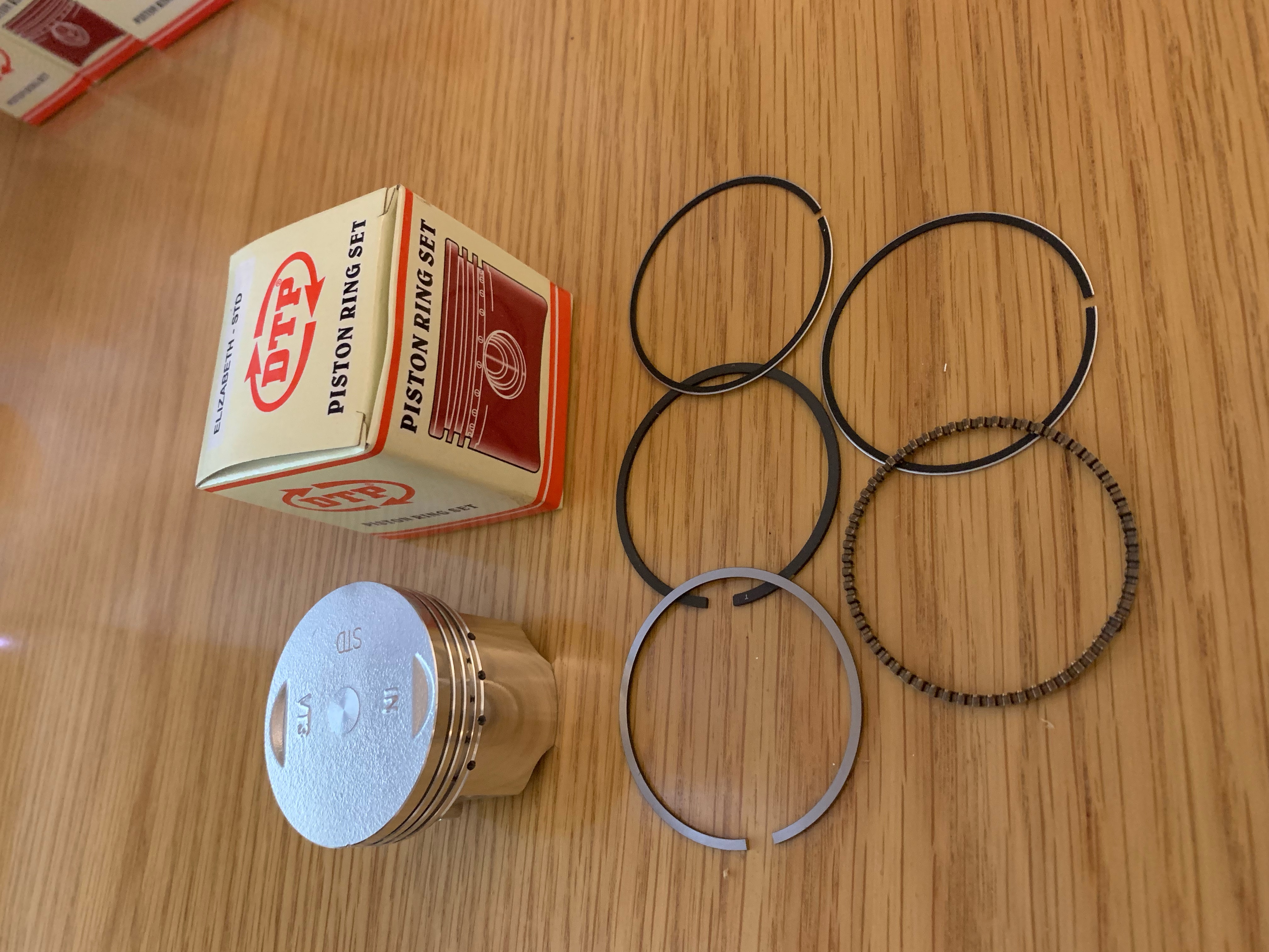 Bộ piston bạc dành cho xe SYM ELIZABETH (cos 0-4)