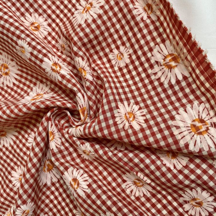 Vải Thô Cotton Pha Đỏ Hoa Cúc Sơn Khổ 1m46 - Không Co Giãn - May Đầm, Áo Kiểu, Đồ Bộ, Đồ Trẻ Em