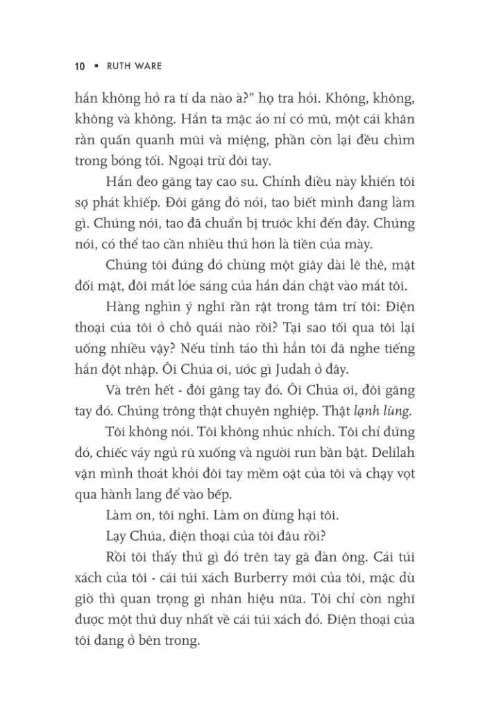 Cô Gái Trong Cabin Số 10