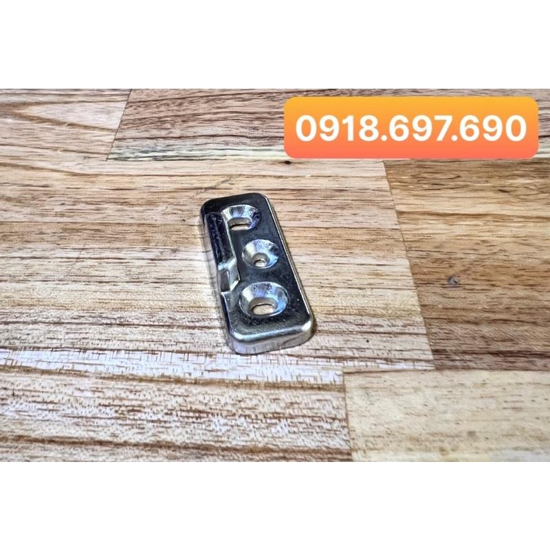 Vấu 3 lỗ cửa 1 cánh cửa xingfa đa điểm SK32