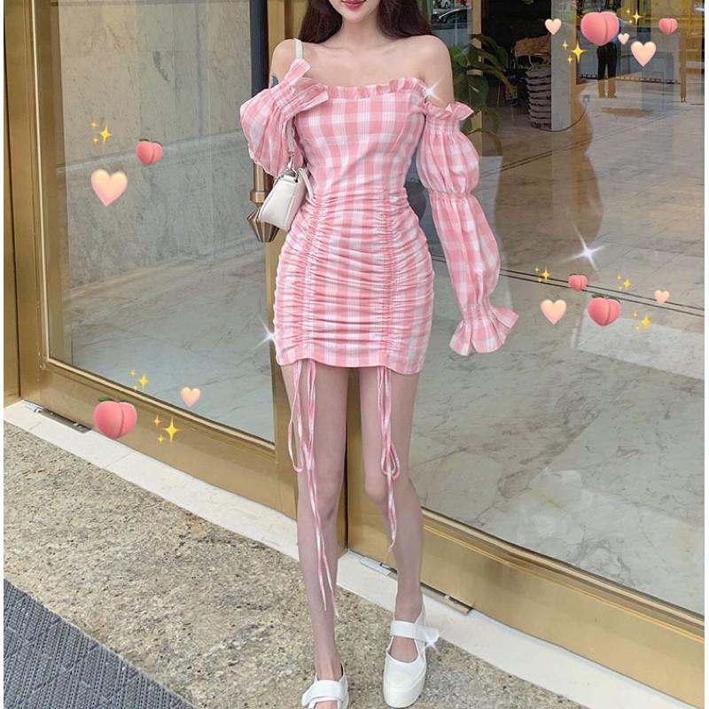 Đầm trễ vai dây rút caro hồng pink mẫu 2021