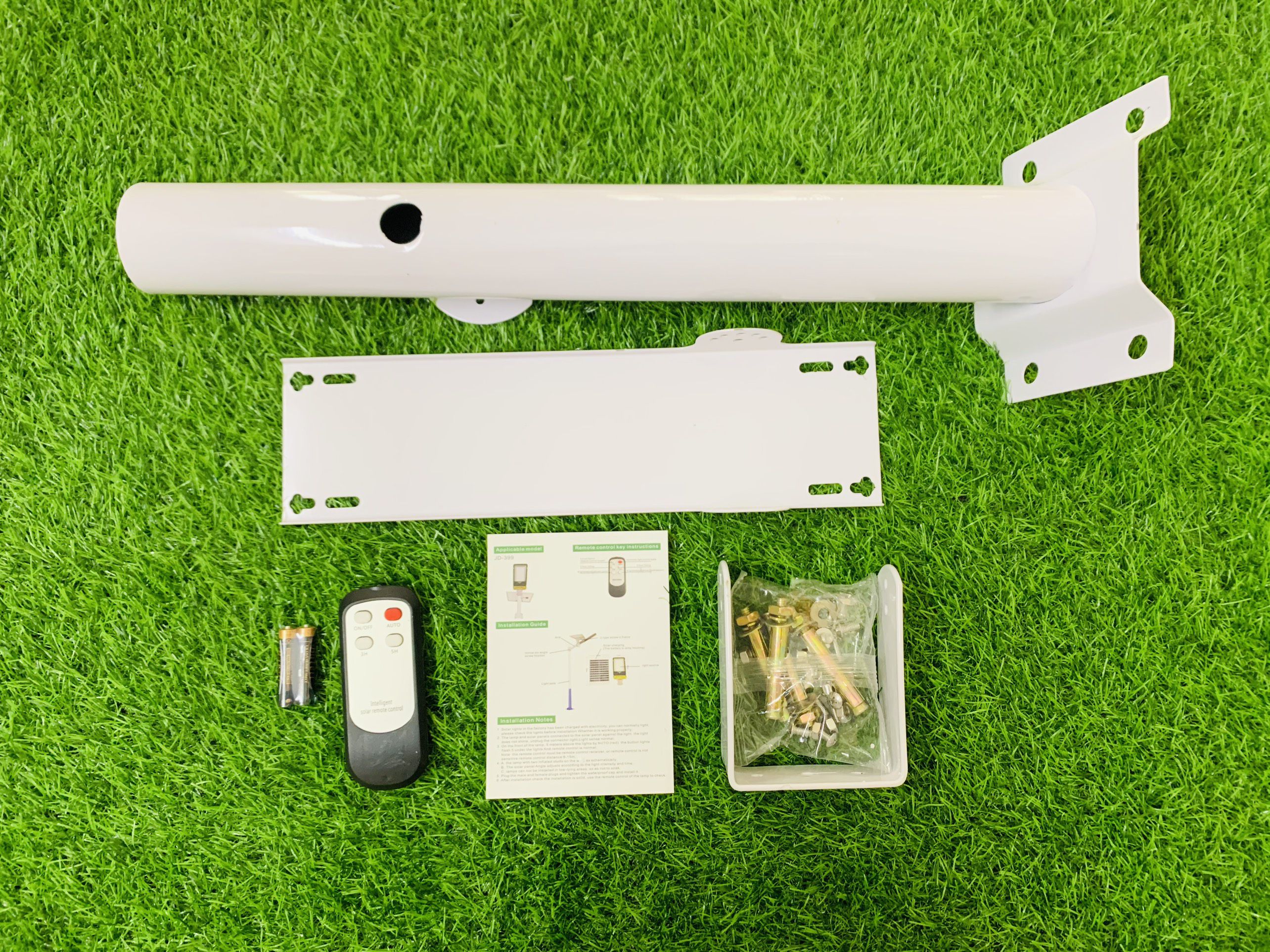Đèn đường năng lượng mặt trời chính hãng JINDIAN JD399-Hàn Quốc