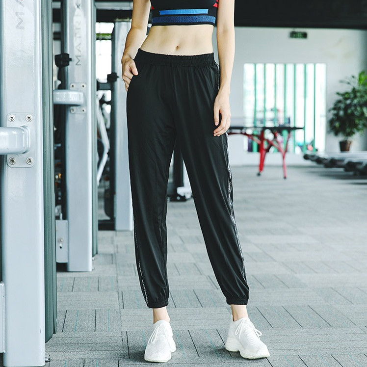 Quần dài Jogger thể thao nữ tập gym yoga Aerobic và zuma JG03 đen