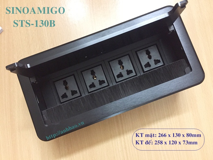 Ổ điện âm bàn văn phòng Sinoamigo STS-130B màu đen, thiết kế nắp lật, mặt nắp nhôm xước dễ bền đẹp, Ổ cắm lắp theo yêu cầu: điện, lan, tel, hdmi, vga, usb sạc