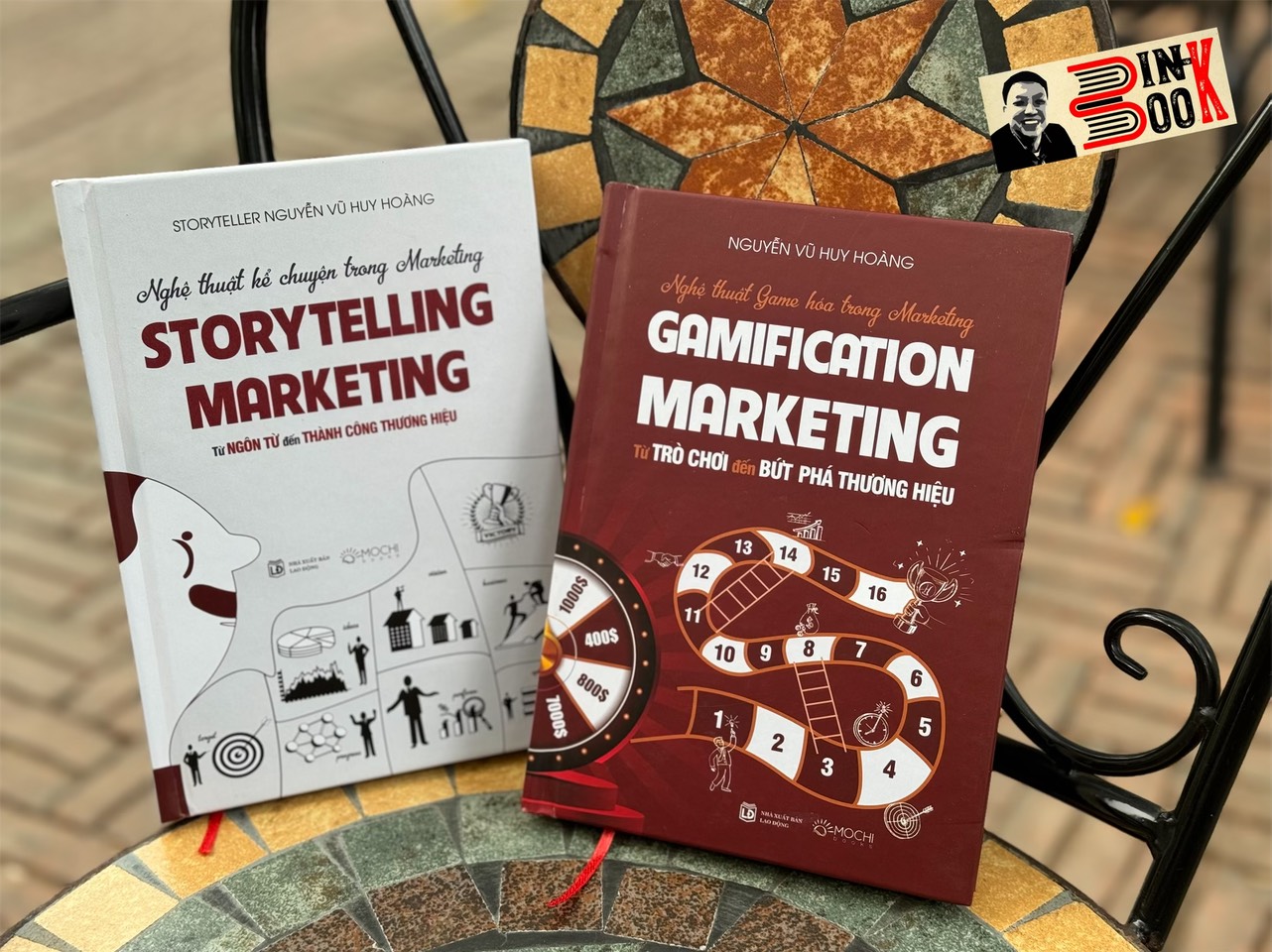 [Bìa cứng] Combo 2 cuốn nghệ thuật Marketing - STORYTELLING MARKETING - NGHỆ THUẬT KỂ CHUYỆN TRONG MARKETING - GAMIFICATION MARKETING - NGHỆ THUẬT GAME HÓA TRONG MARKETING - Nguyễn Vũ Huy Hoàng - Mochi Books - NXB Lao Động.