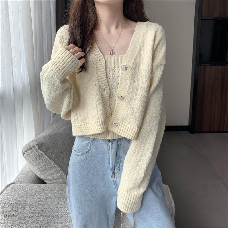 Áo khoác cardigan nữ set 2 chi tiết kèm áo hai dây len dệt kim nữ dài tay dáng ngắn ulzzang phong cách Hàn Quốc C-9