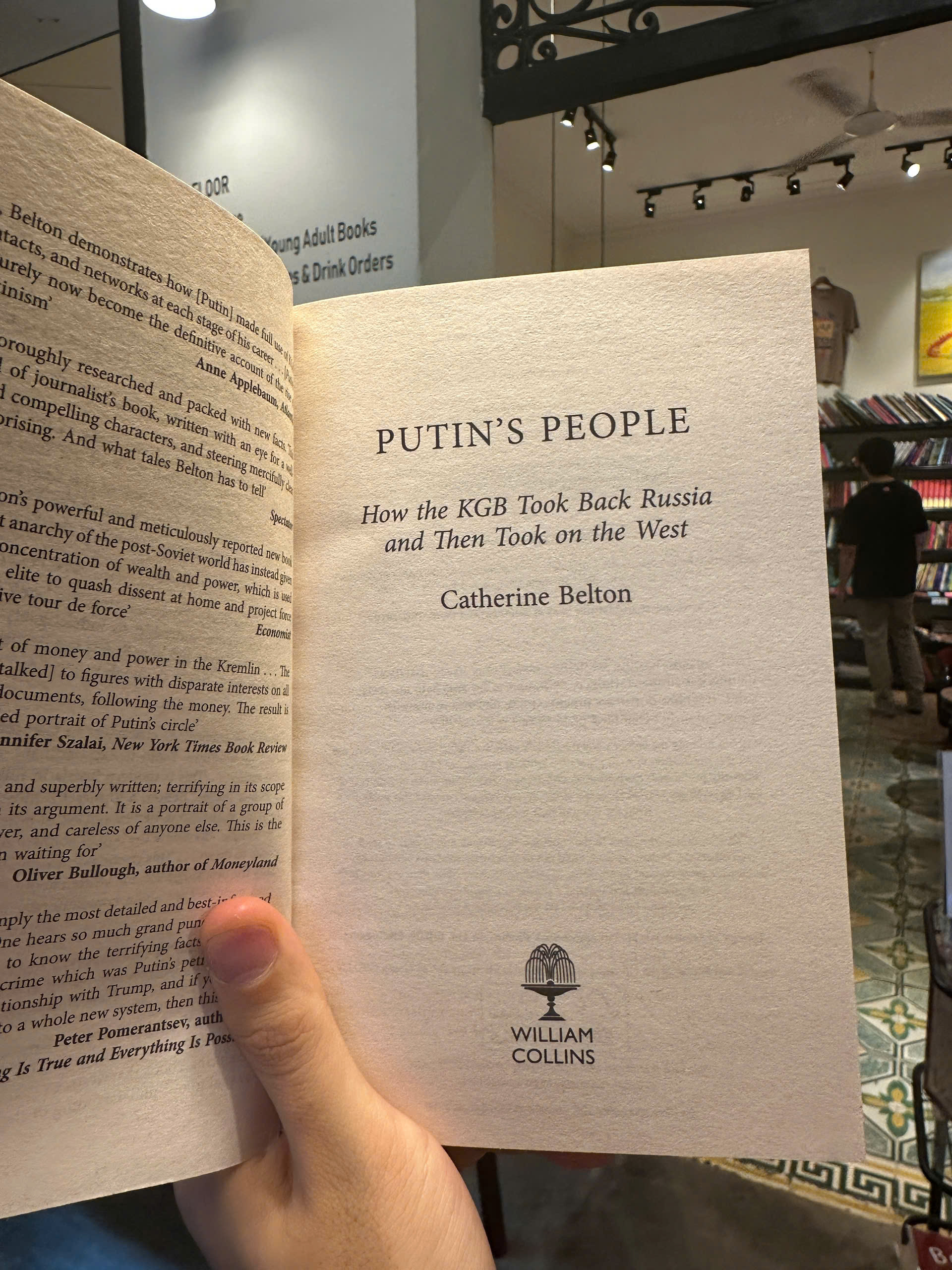 Sách - Putin’s People: How the KGB Took Back Russia &amp; then Took on the West | History / Politics