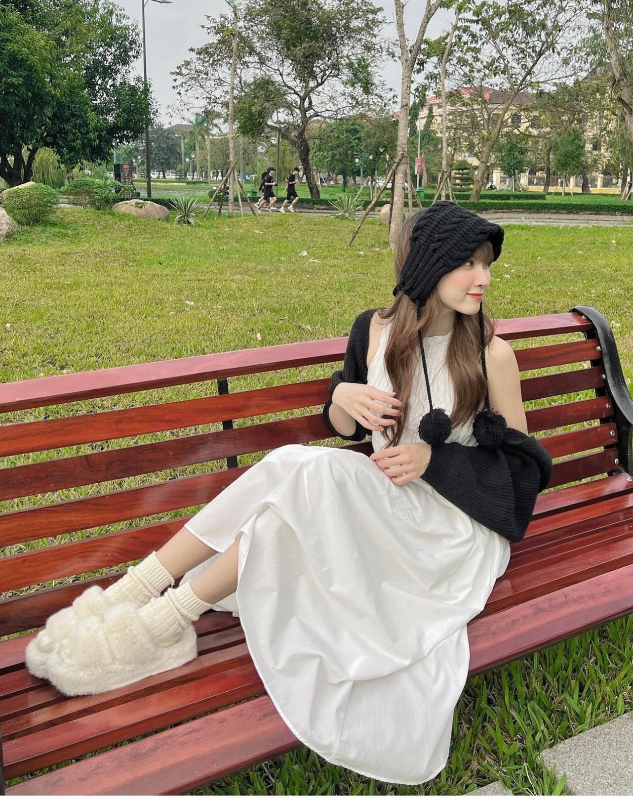 Đầm trắng sat nách maxi kèm khoác ngoài ulzzang