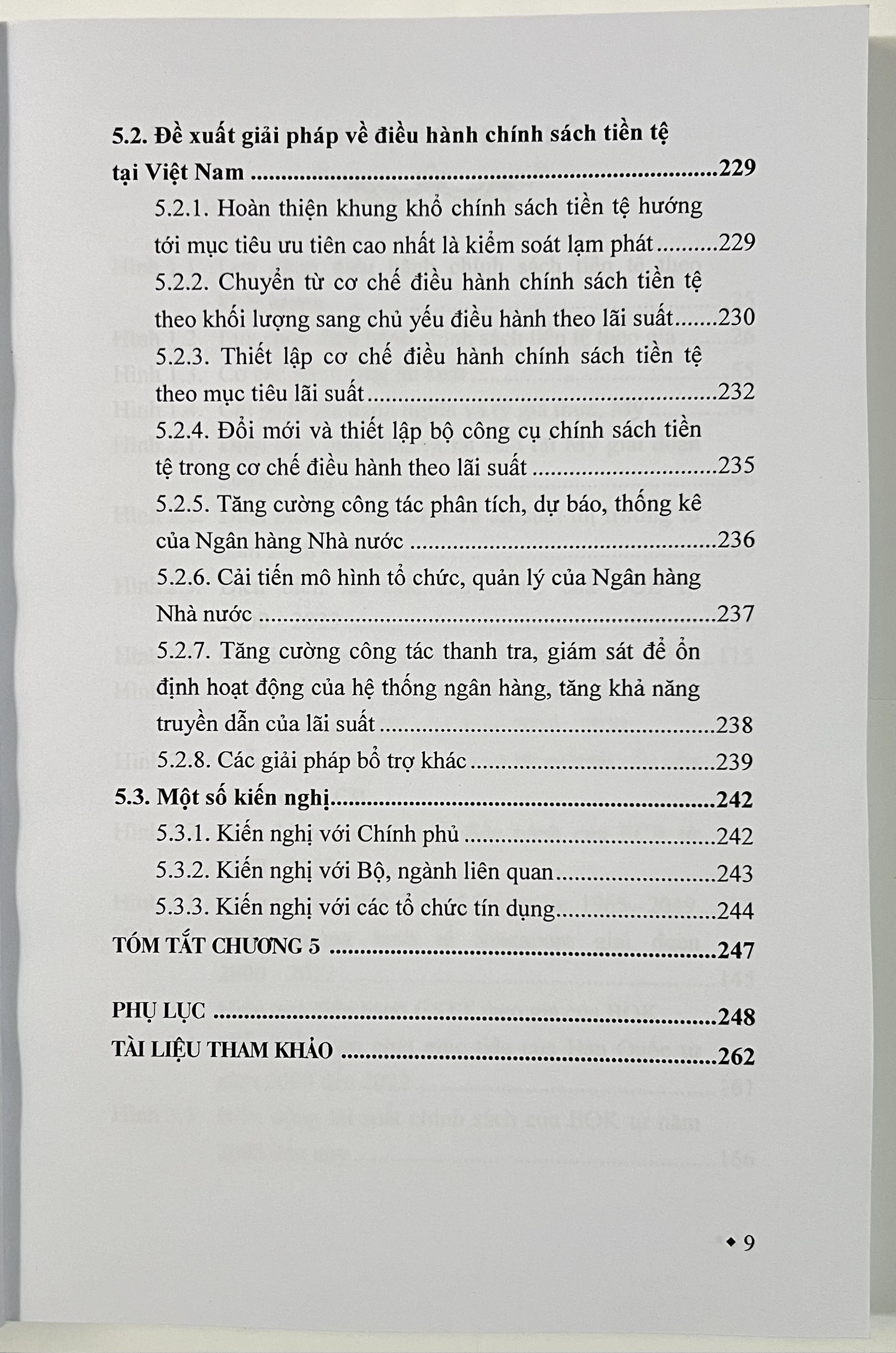 Sách - Điều Hành Chính Sách Tiền Tệ Của Ngân Hàng Trung Ương