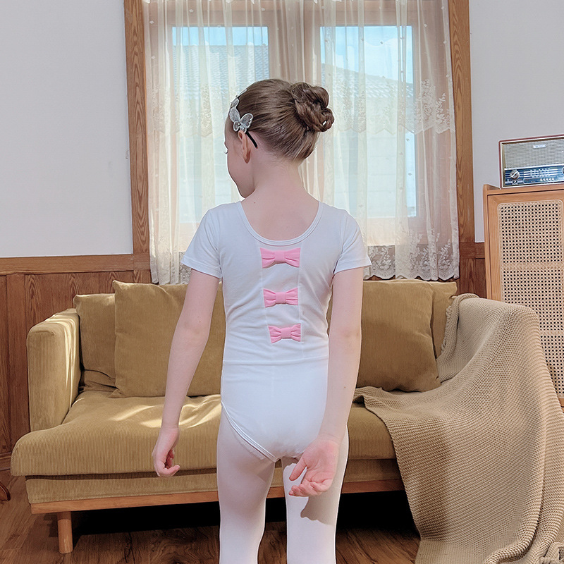 Đầm múa ballet cho bé gái - Mẫu áo trắng 3 nơ lưng, váy chấm bi hồng