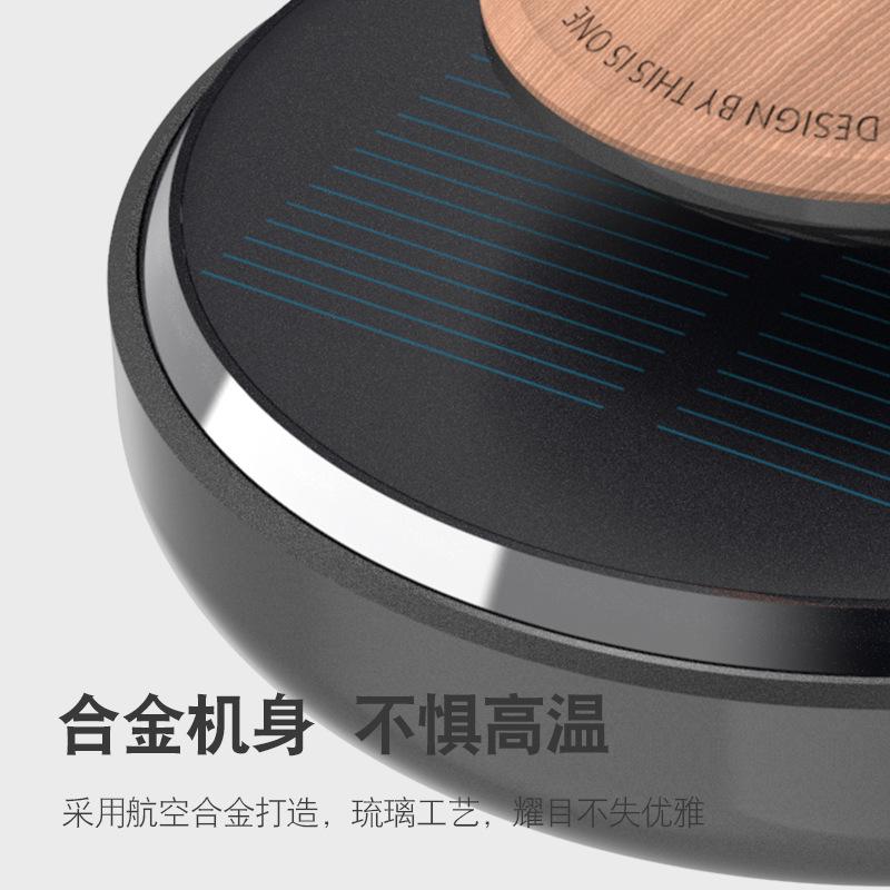 Giá thấp nhất Nổ Máy khuếch tán hương thơm ô tô Treo năng lượng mặt trời Xoay UFO Advanced Sense Nội thất sáng tạo Trang trí Nước hoa ô tô