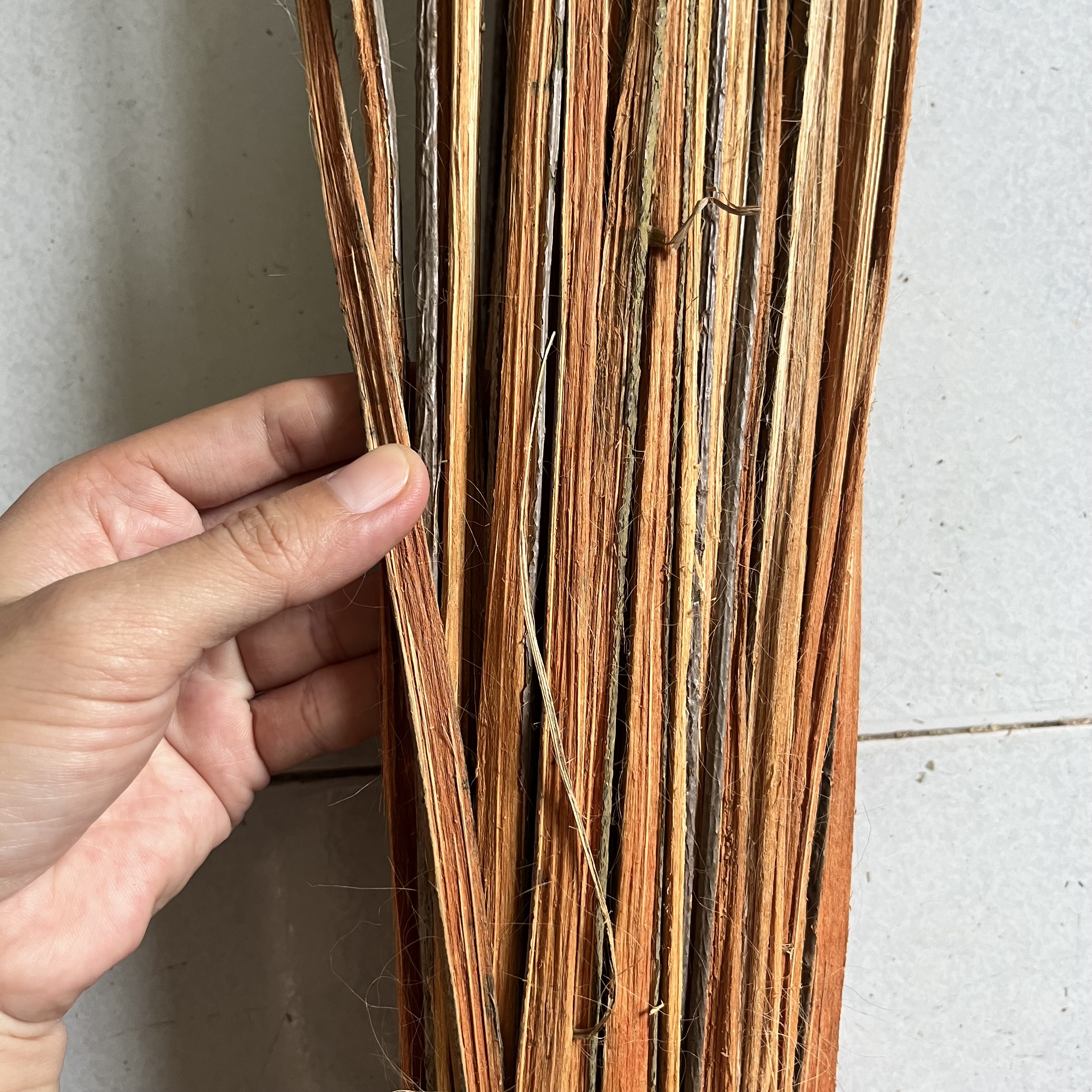 Dây Lạt Dừa 500g dẻo dai để buộc mái nhà lá
