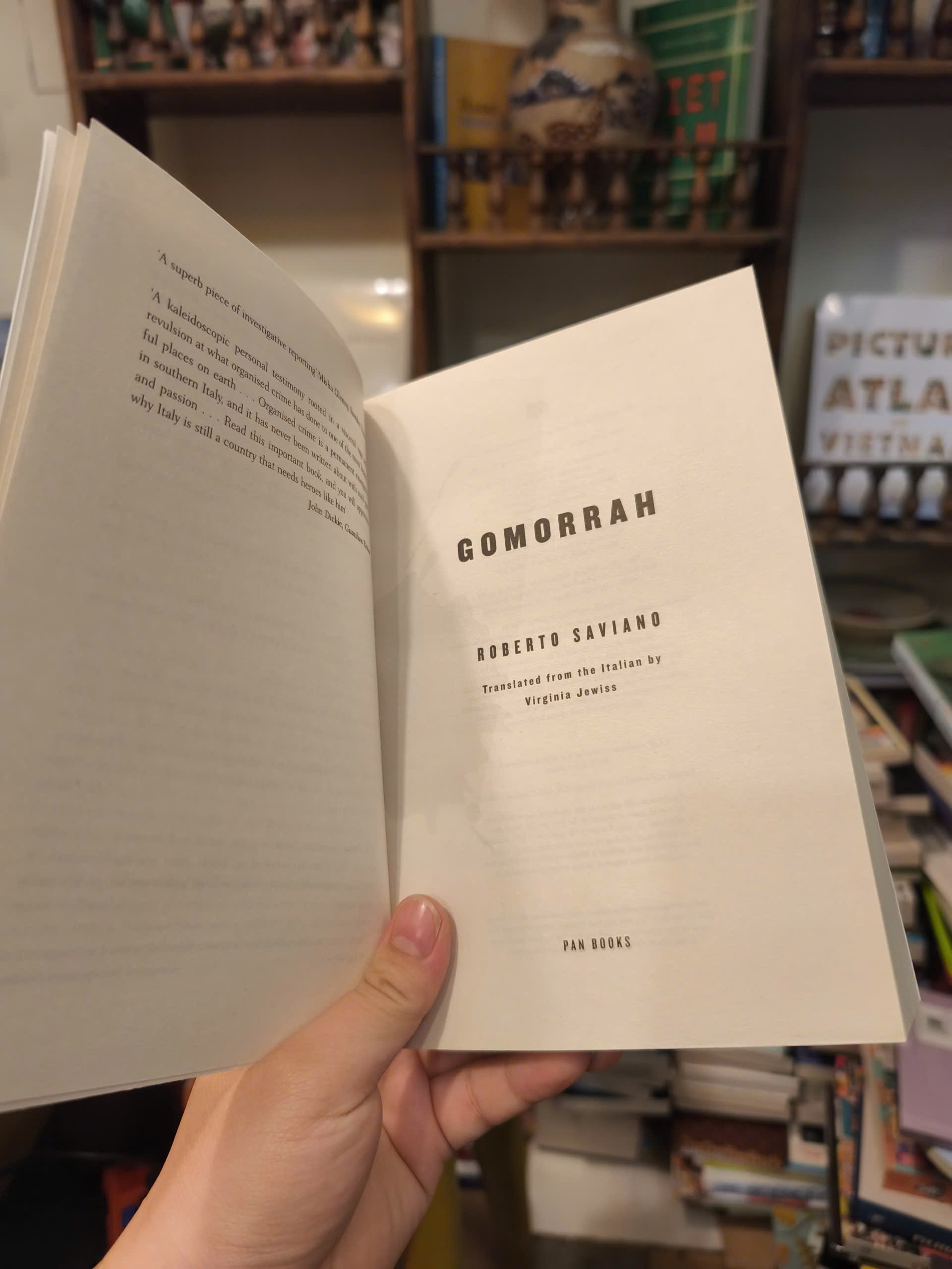 Sách - Gomorrah by Roberto Saviano | Nonfiction / True Crime / Phân tích tội phạm / Ngoại văn