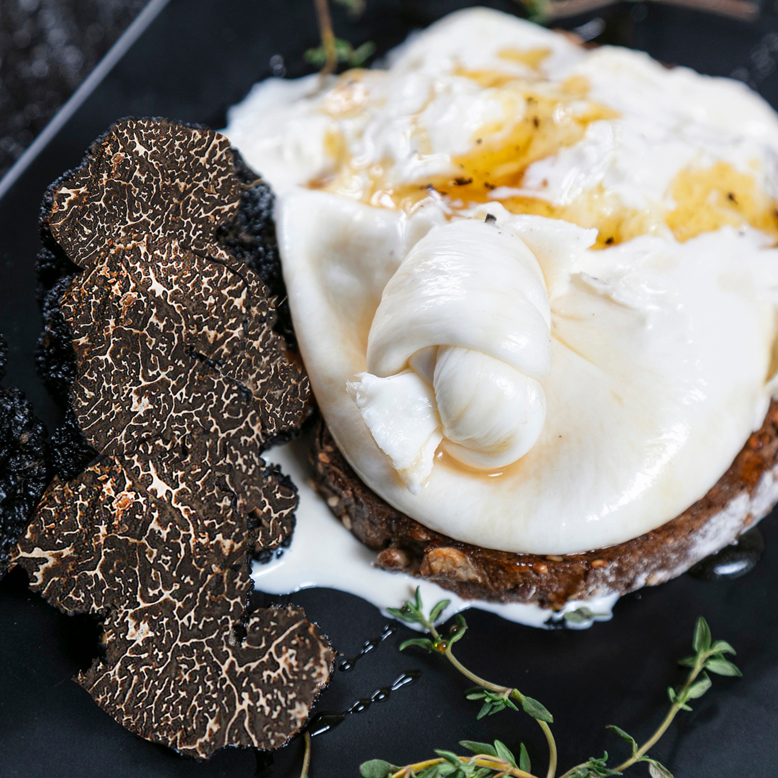 Phô mai Burrata Truffle Honey Tươi 100g